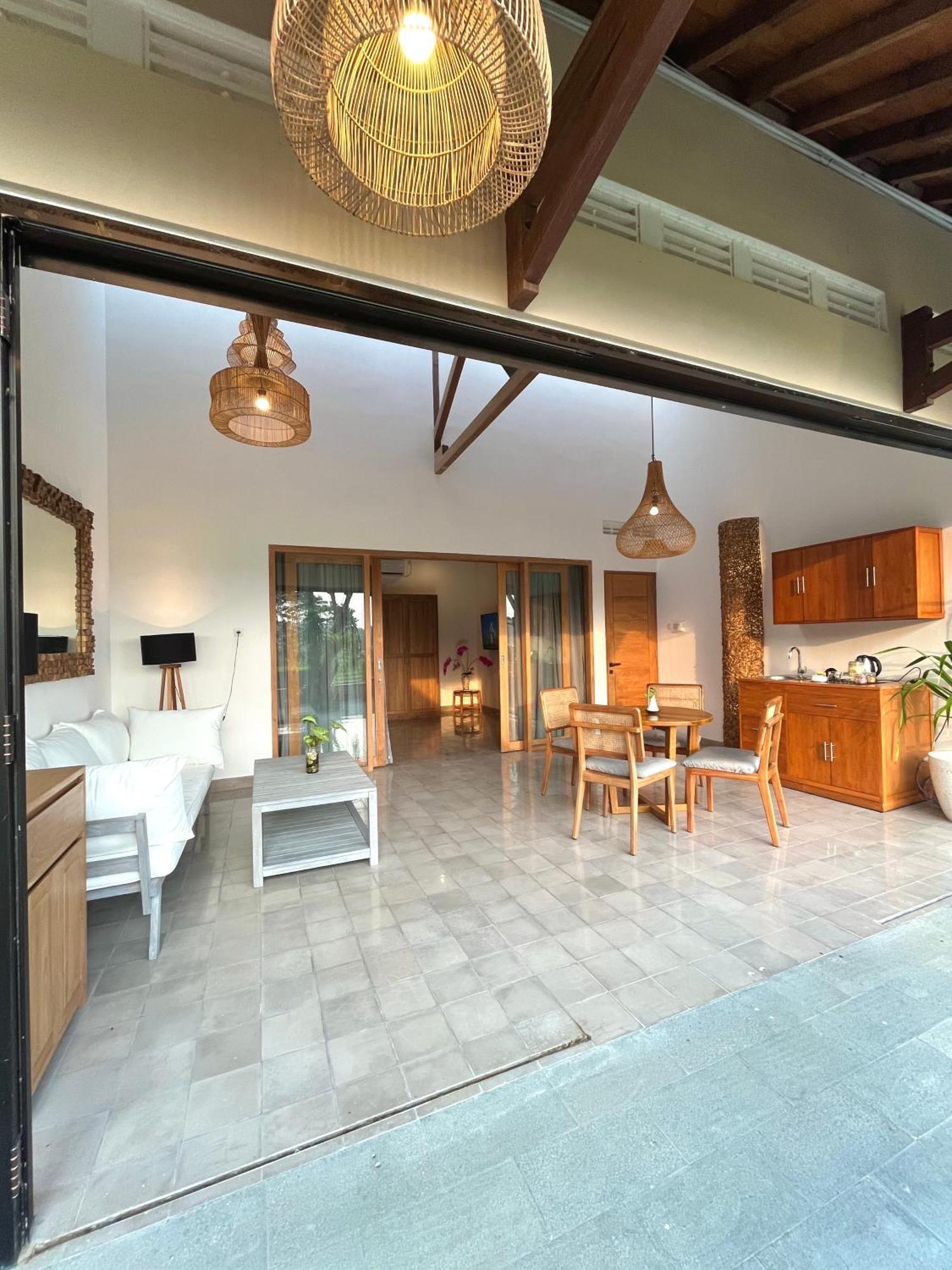 Boutique Villa Jogja Senang Putjung Exterior foto